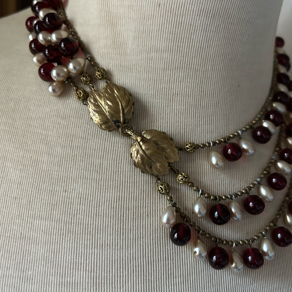 Rare Find HEAVY Antique French Triple Strand Garnet Glass Pearl Bead Necklace - Picture 2 of 5